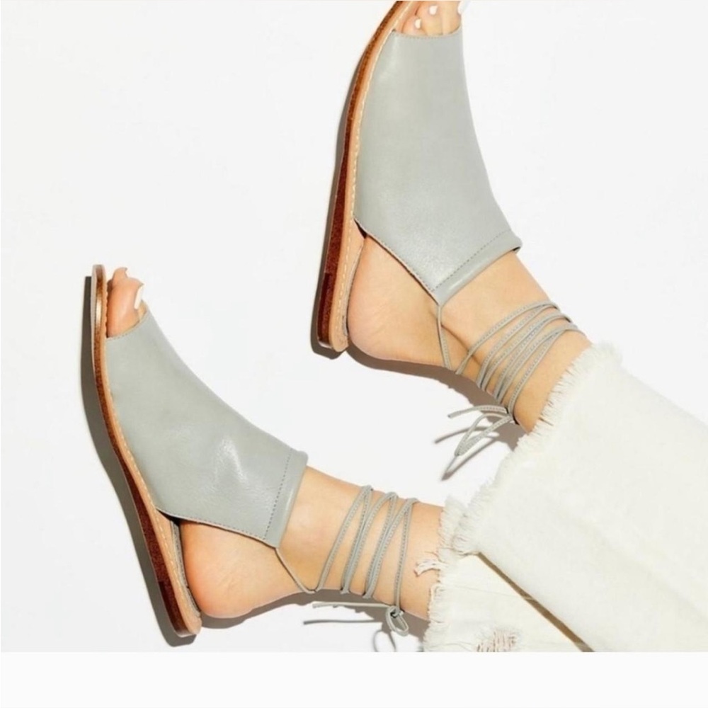 New Latigo  Leather lace up tie Sandal